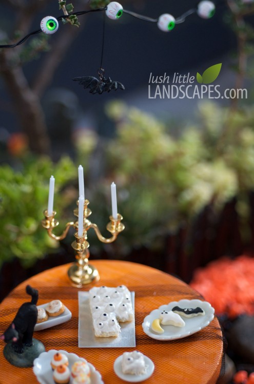 Halloween Miniature Garden at Lush Little Landscapes